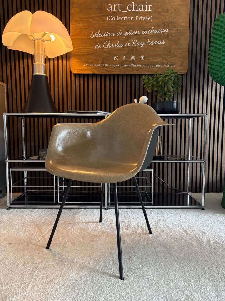 Eames Armchair DAX — Early Production — vue 4
