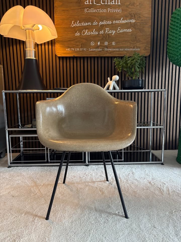 Eames Armchair DAX — Early Production — vue 2