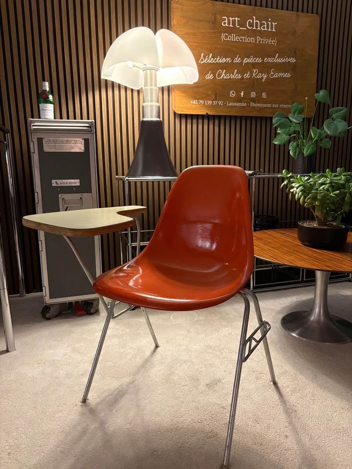 Eames DSS-TA — Herman Miller (tablette écritoire) — vue 7