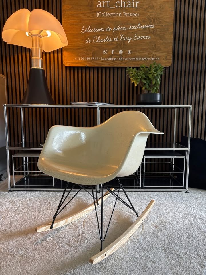 Eames Fiberglass Rocking RAR — Herman Miller — vue 4