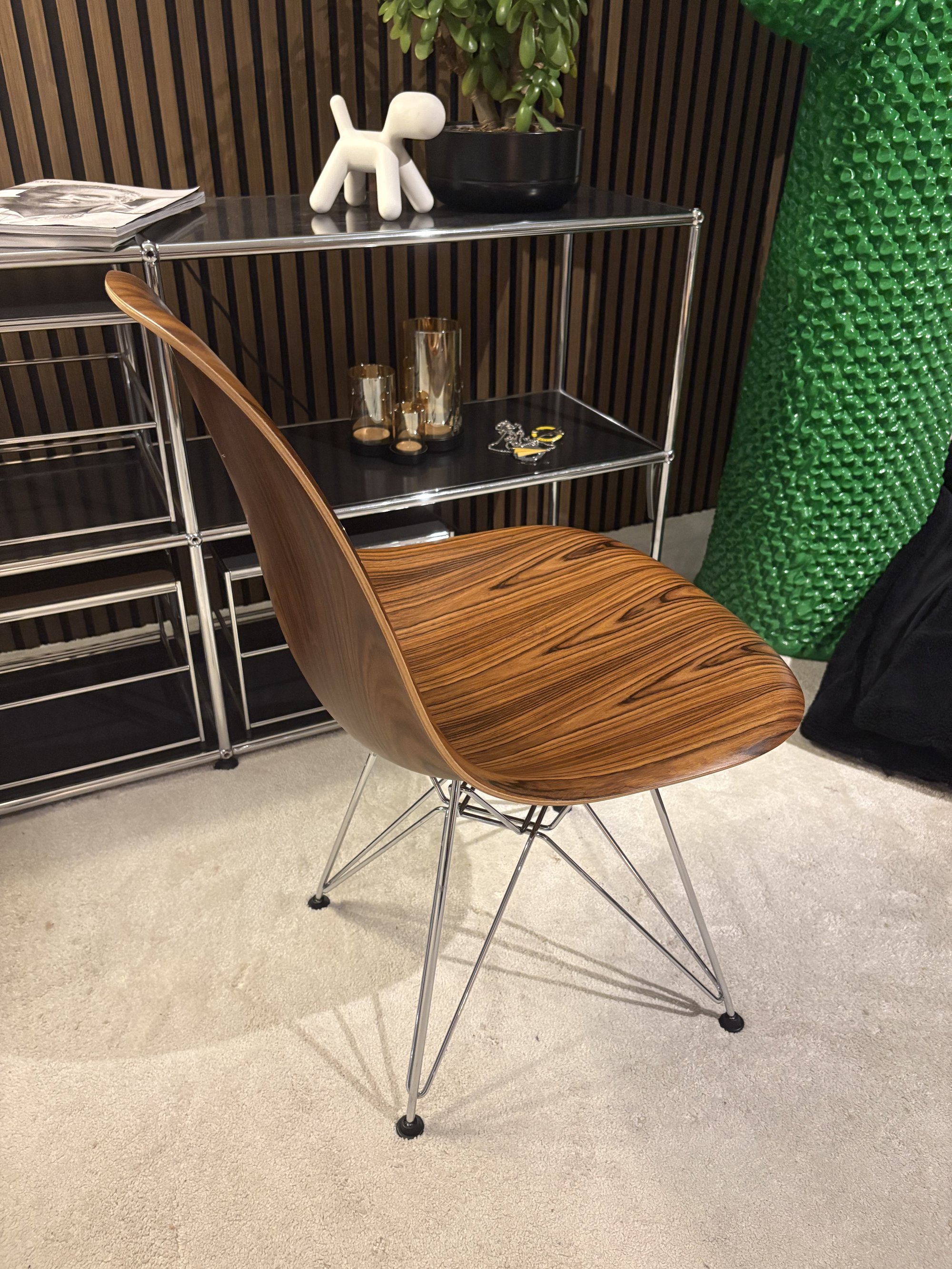 Rarissime Eames Side Chair Palissandre — Herman Miller — vue 4