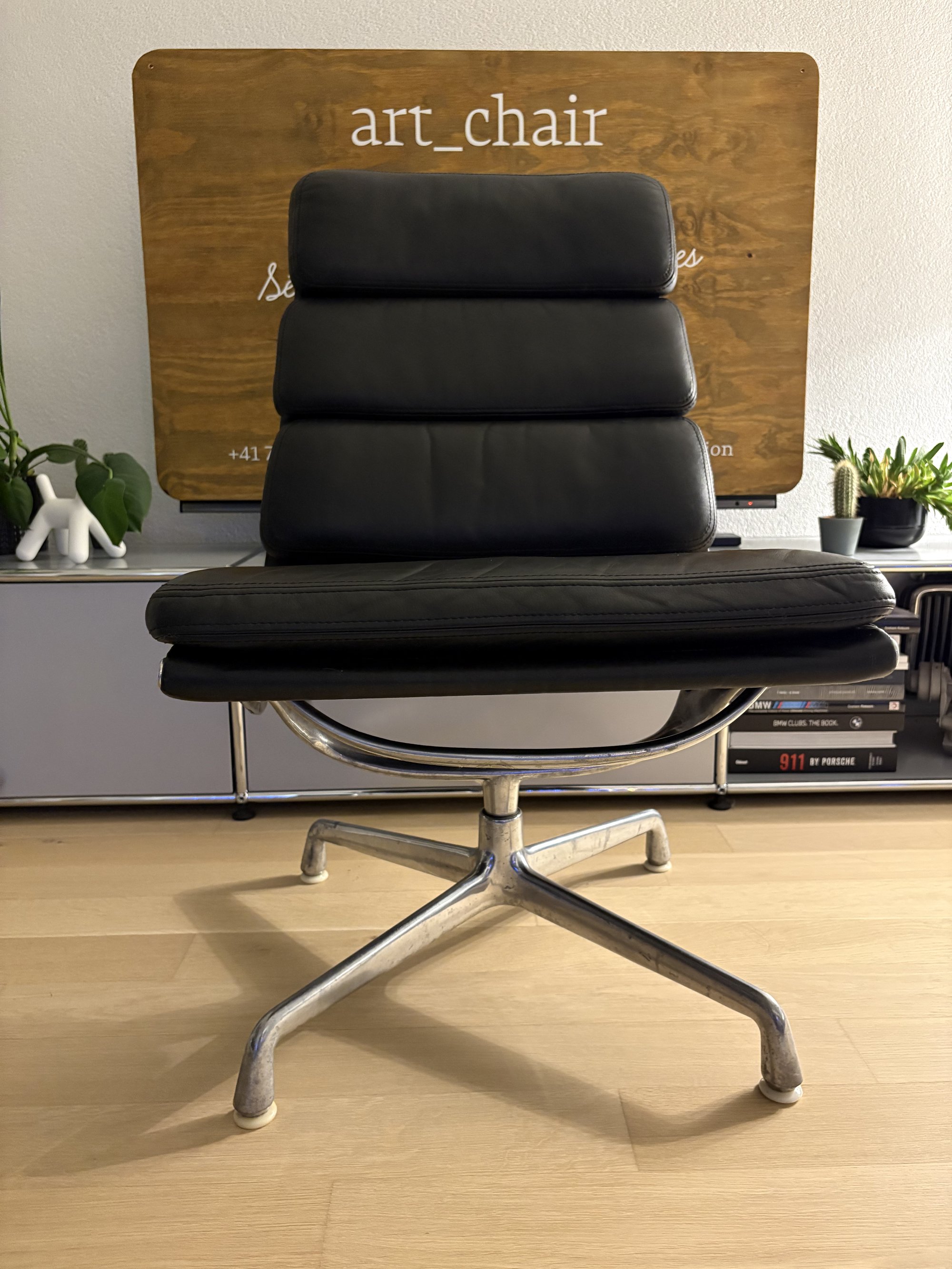 Eames Soft Pad Visiteur — Cuir Noir — vue 2