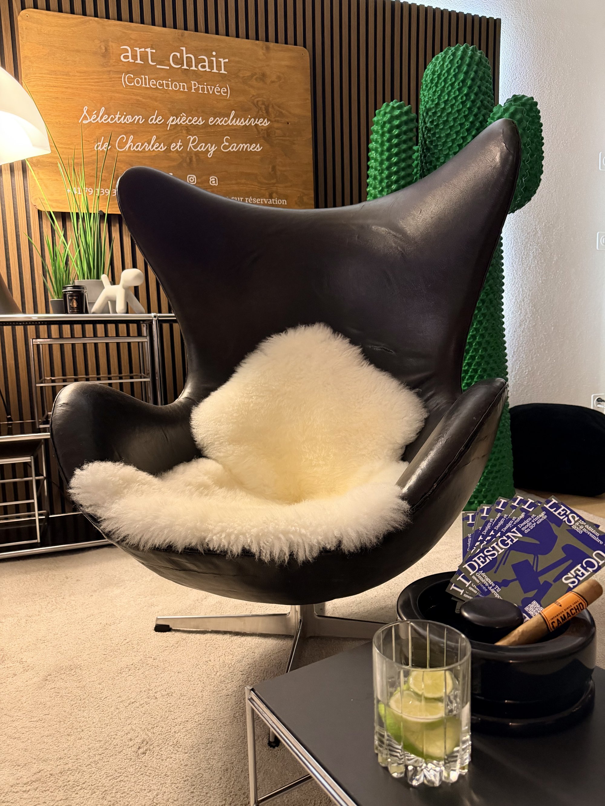 Jacobsen Egg Chair — 1ère Édition — vue 3