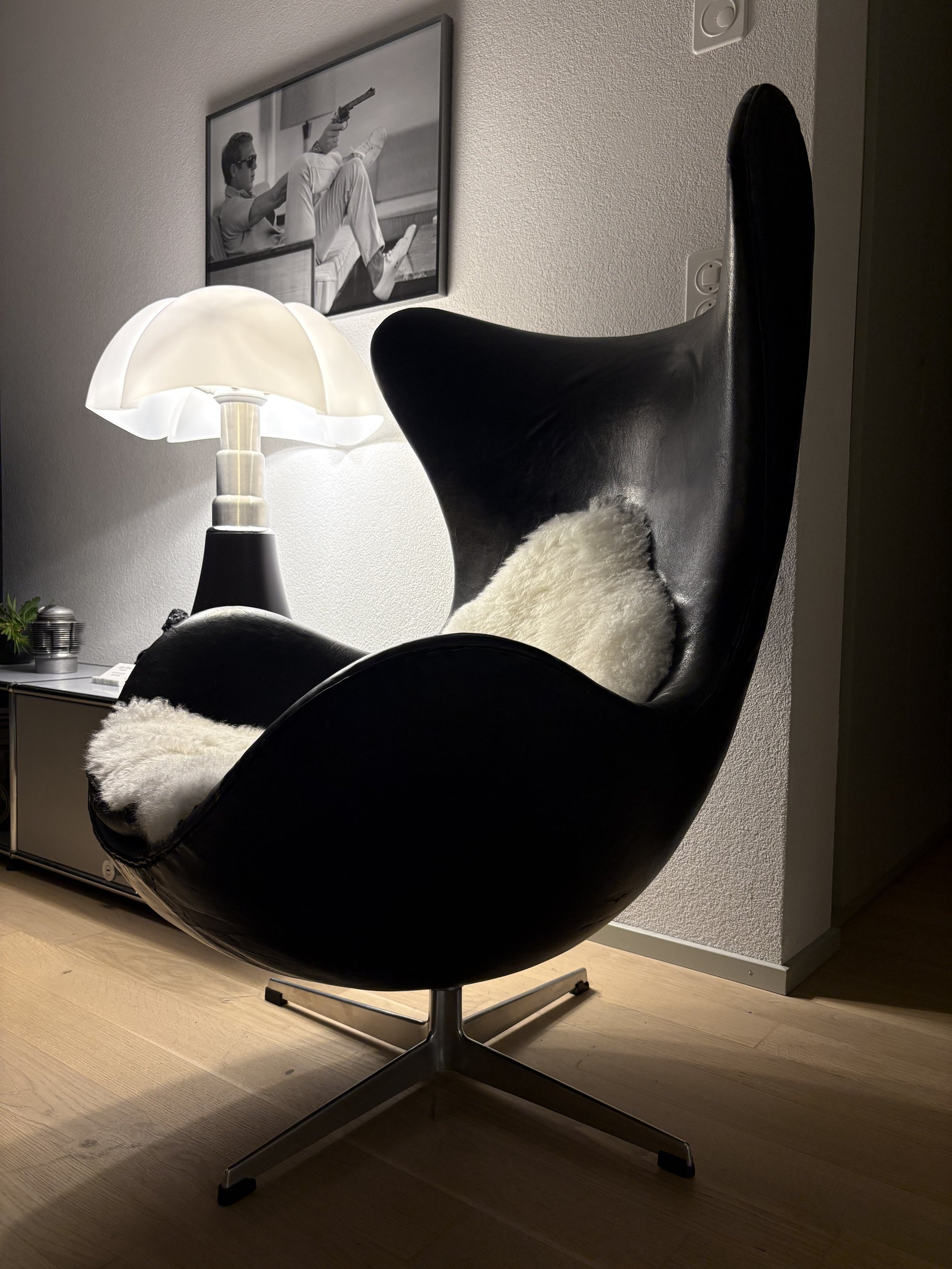 Jacobsen Egg Chair — 1ère Édition — vue 5